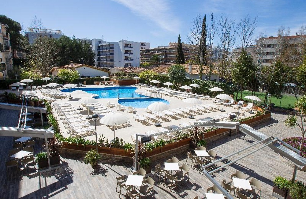 Salou-3* Cye Holiday Centre