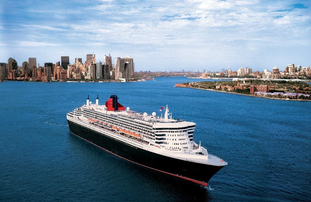 Westbound Transatlantic Crossing onboard Queen Mary 2