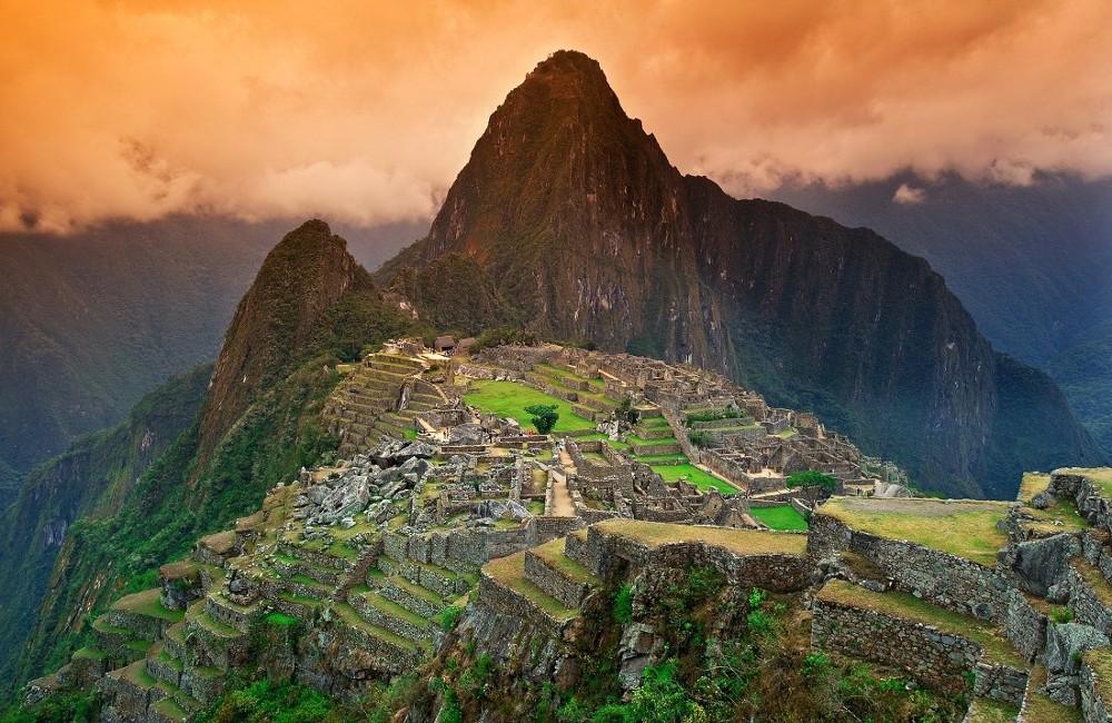 Peru: Ancient Cities & the Andes for 18-30s 