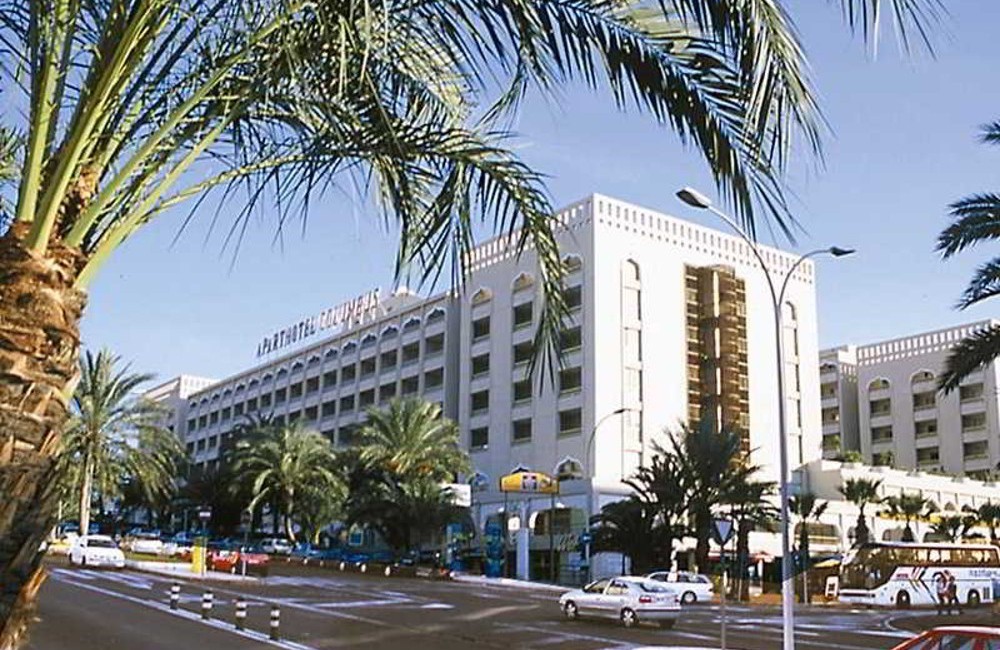  Tenerife- 3* Party Holiday 