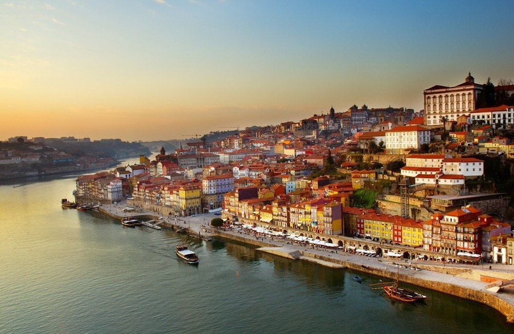 Porto- 4* HF Fenix Porto