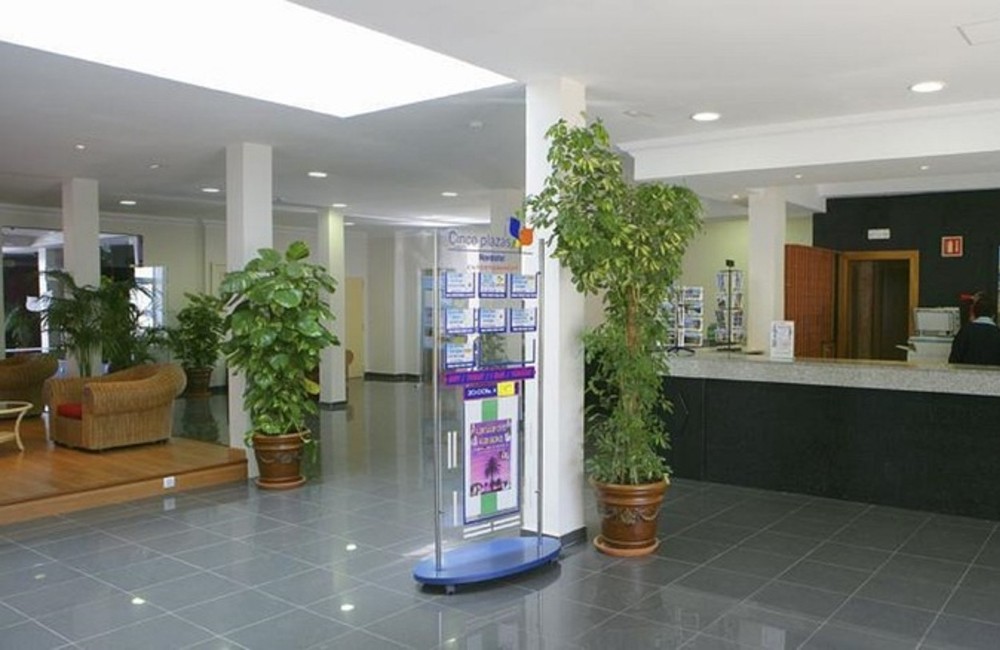  Lanzarote- 3* Cinco Plazas 