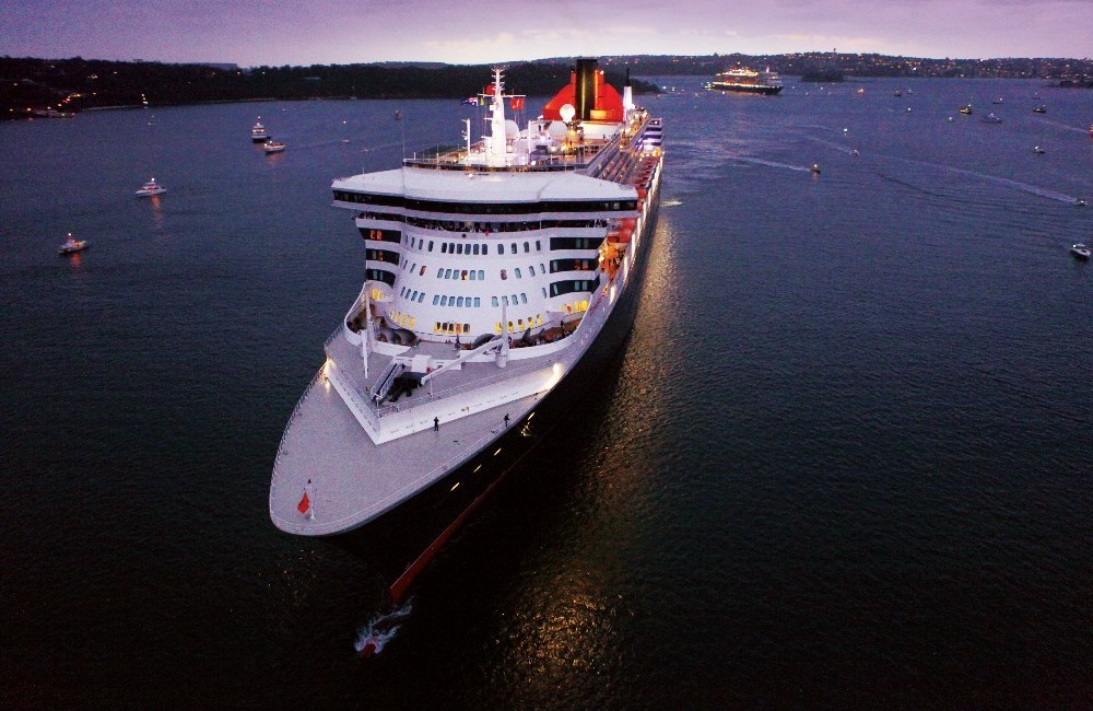  Eastbound Transatlantic Cruise onboard Queen Mary 2 