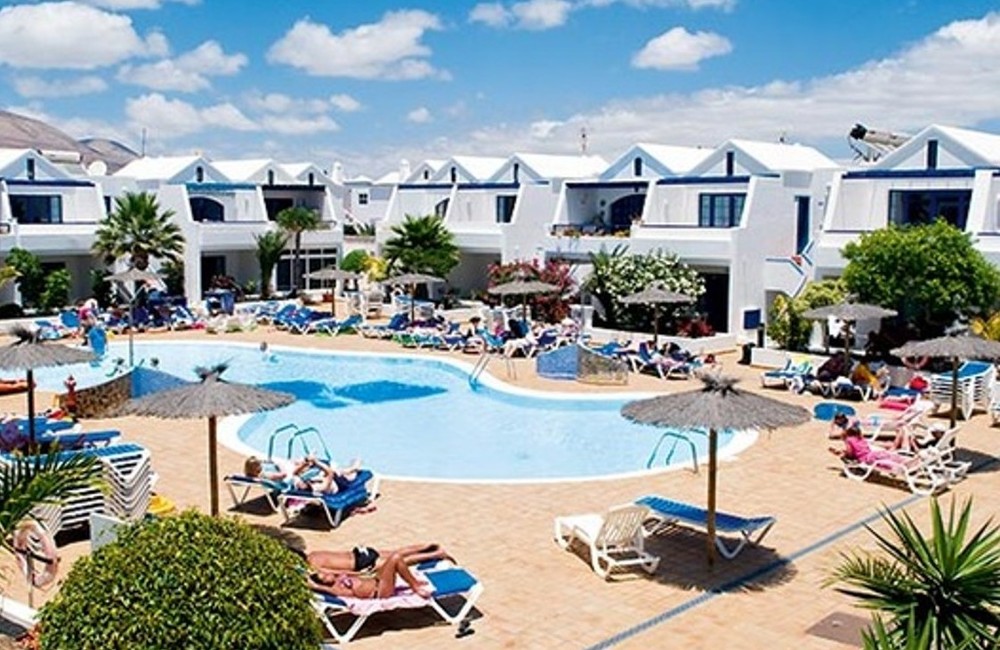 Lanzarote- 3* Cinco Plaza Apts