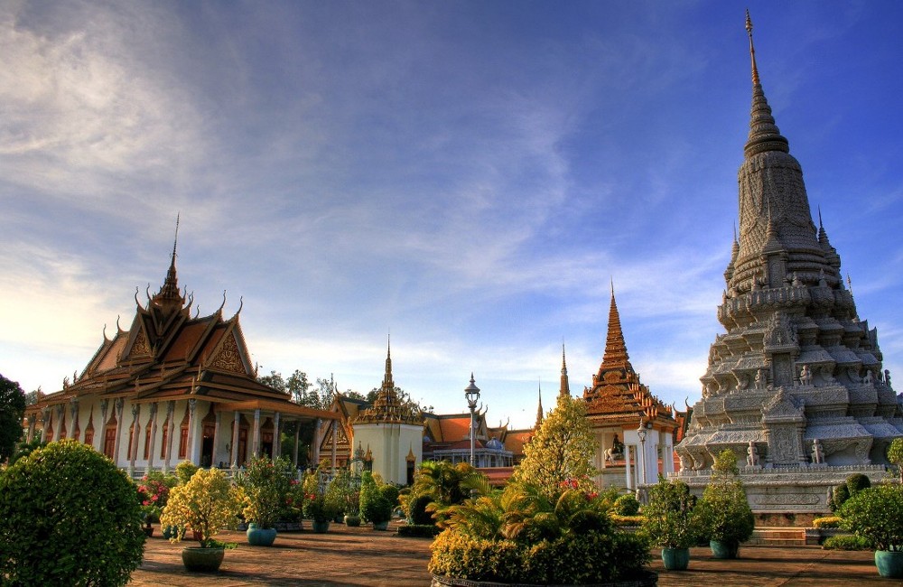  Essential Vietnam & Cambodia River Cruise (Flights Included) 