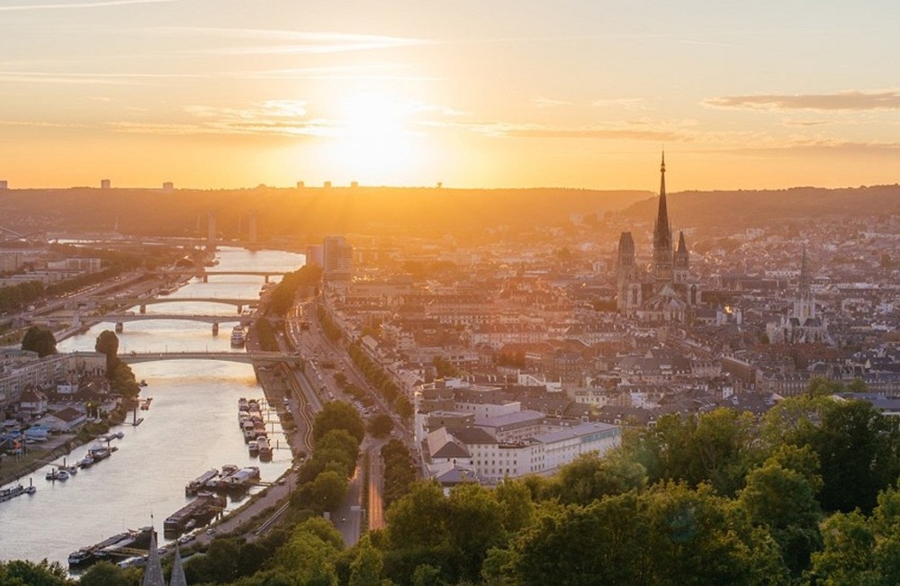  Paris & Normandy Luxury River Cruise 