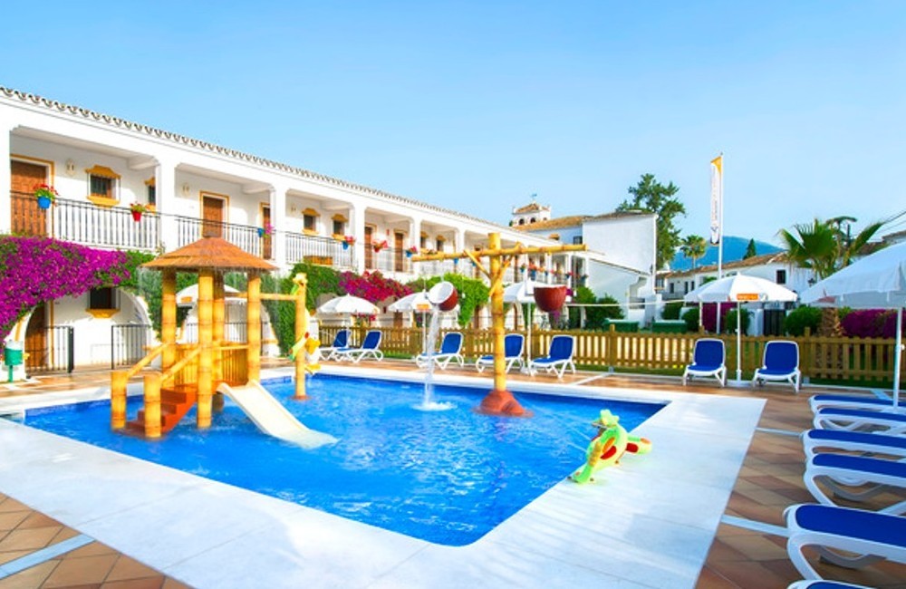  Malaga- 3* Hotel Globales Cortijo Blanco 