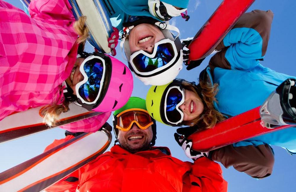 France - Val Thorens [4* Village Montana Apartments]