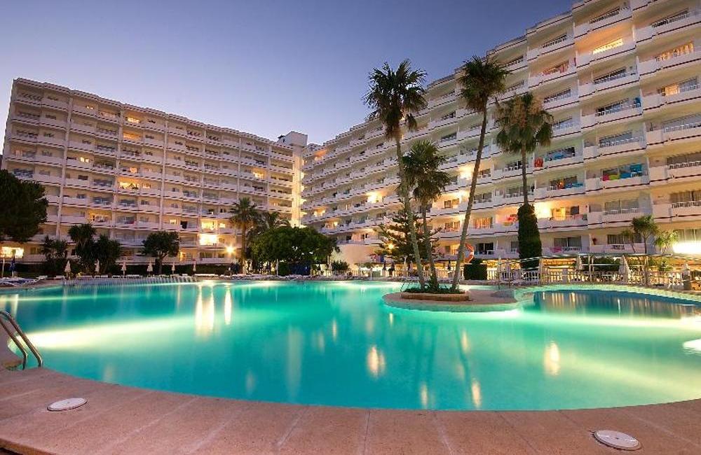  Alcudia, Majorca- 3* Family Offer 