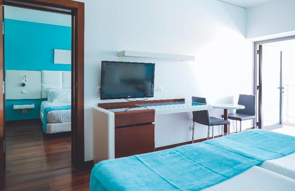  Algarve- 4* Aquashow Park Hotel 