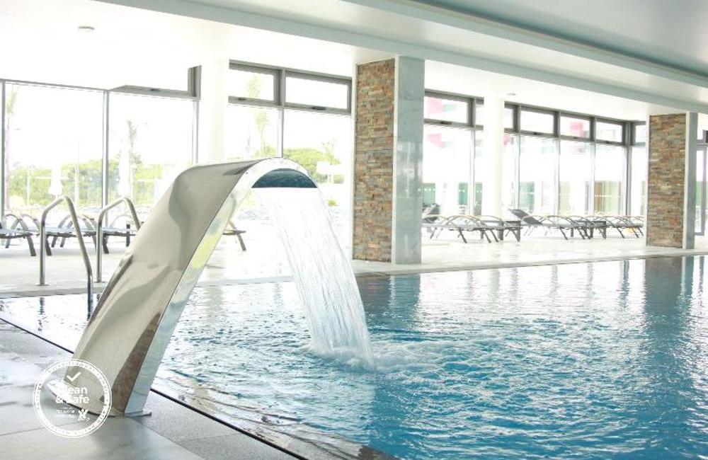  Algarve- 4* Aquashow Park Hotel 