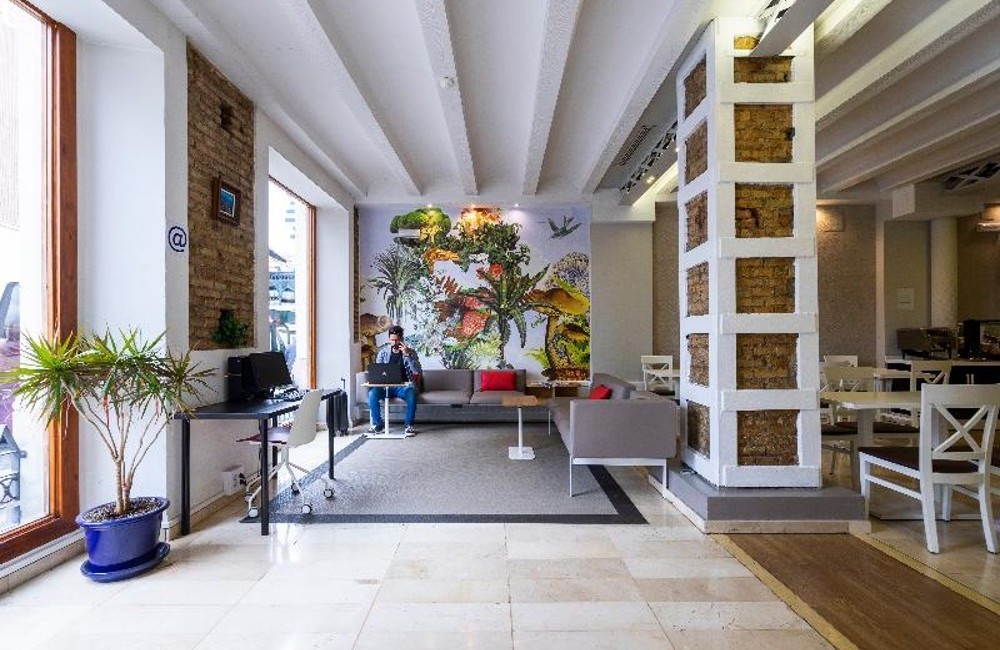  Malaga Christmas Markets- 3* Atarazanas Boutique Hotel 
