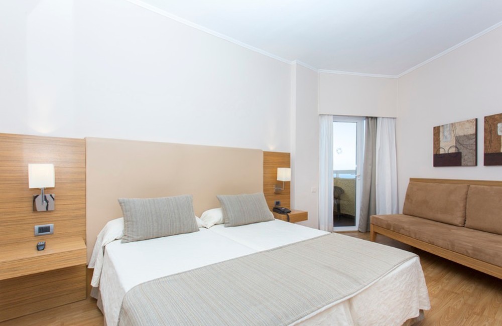  Tenerife- 4* Be Live Adults Only 