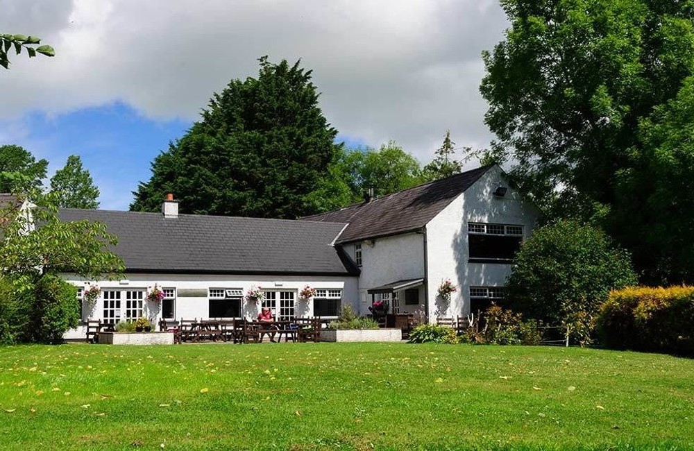 Coleraine- 3* Brown Trout Golf & Country Inn