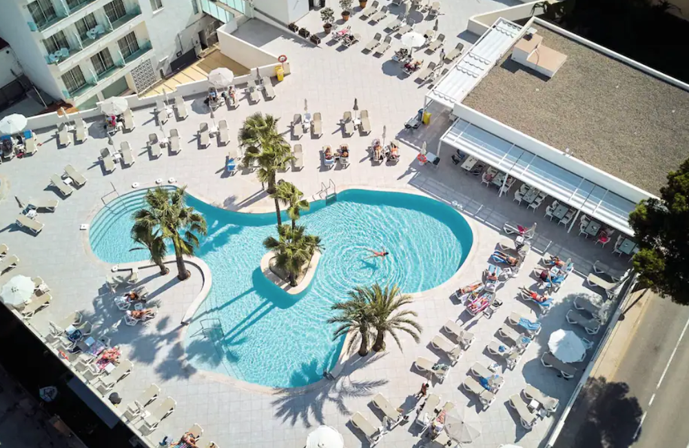 Majorca- 3* Hotel Cala Bona