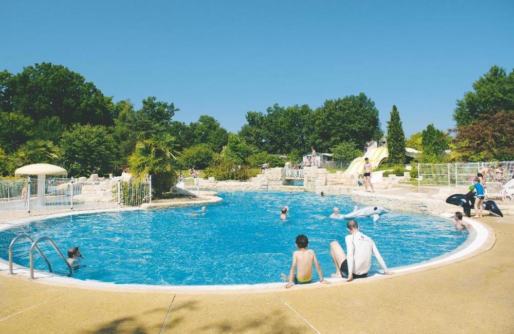  Loire, France- 5* Camping Le Parc de Fierbois 