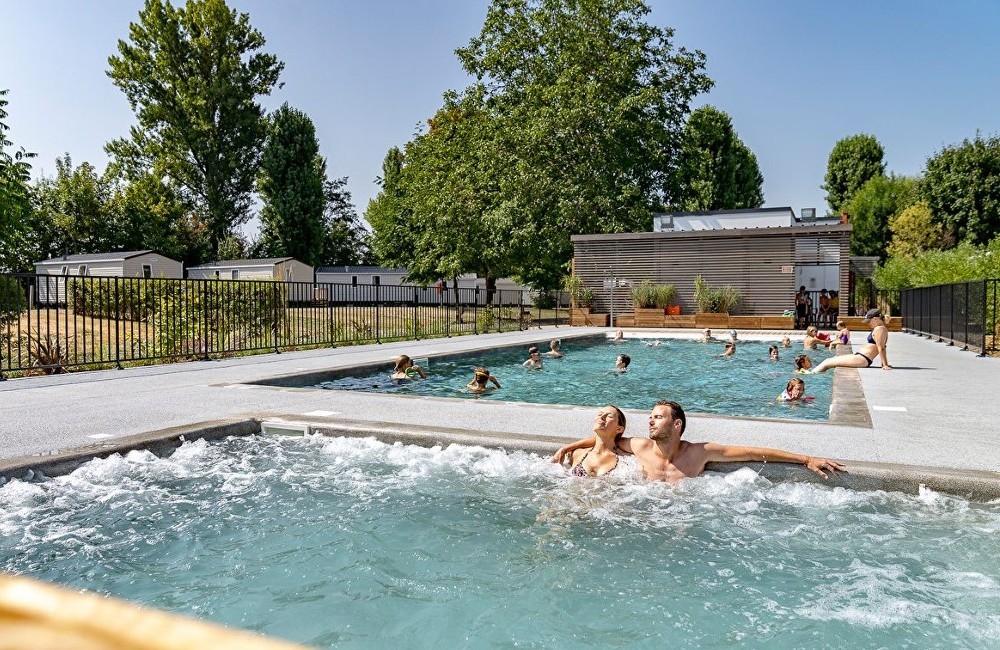  Paris/ Île-de-France, France: 5* Camping Paris Maisons-Laffitte 