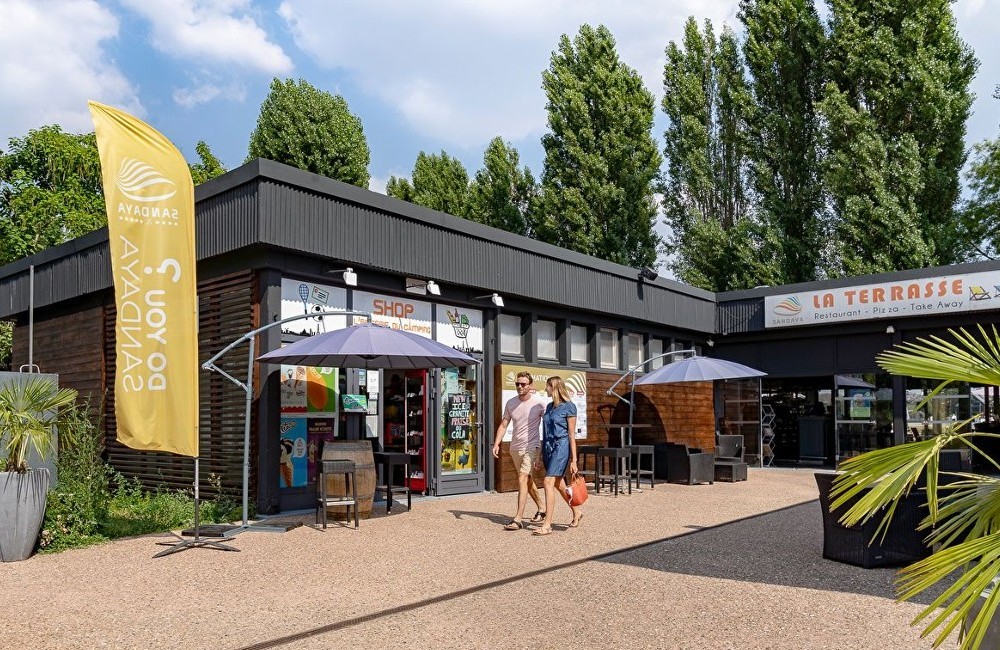  Paris/ Île-de-France, France: 5* Camping Paris Maisons-Laffitte 