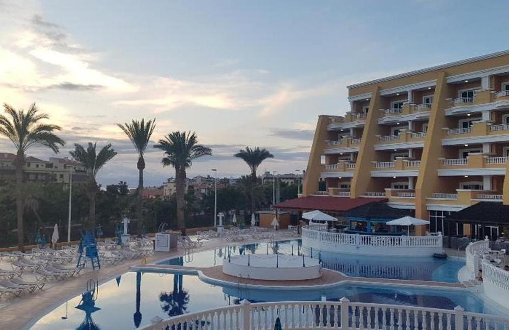  Tenerife NYE Holiday Family Offer 