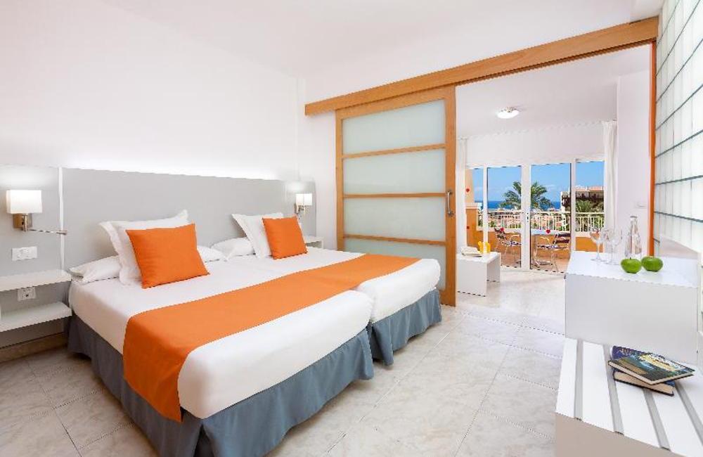  Tenerife NYE Holiday Family Offer 