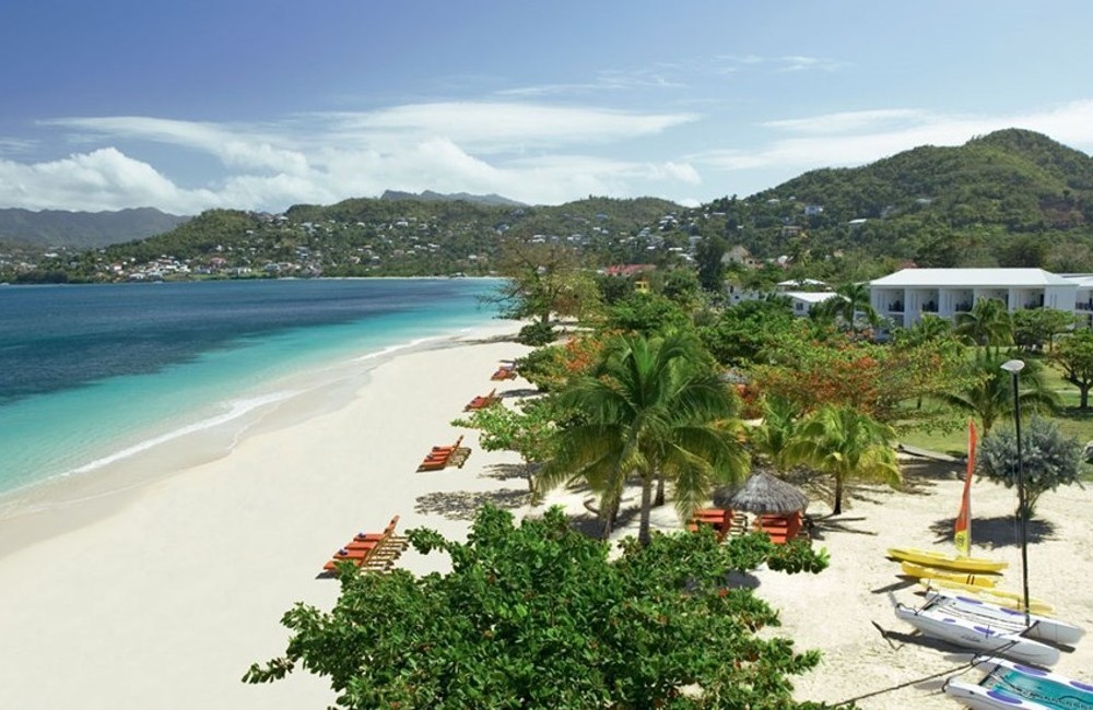 Grenada- 4+* Coyaba Beach Resort