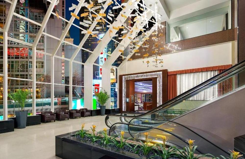  New York St Patrick's Day- 4* Crowne Plaza Times Square 