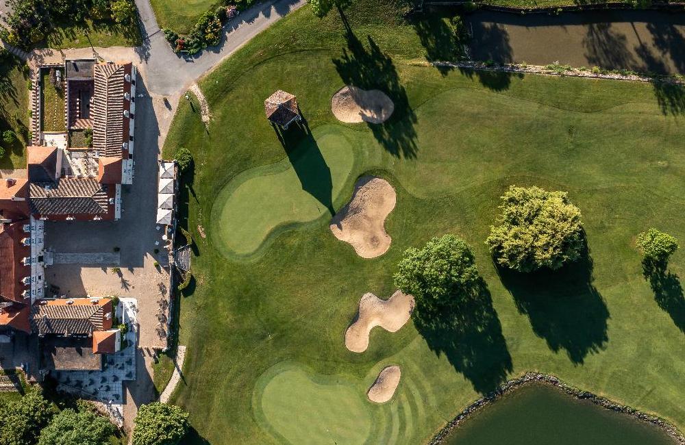  France: Château des Vigiers Luxury Spa & Golf Holiday 