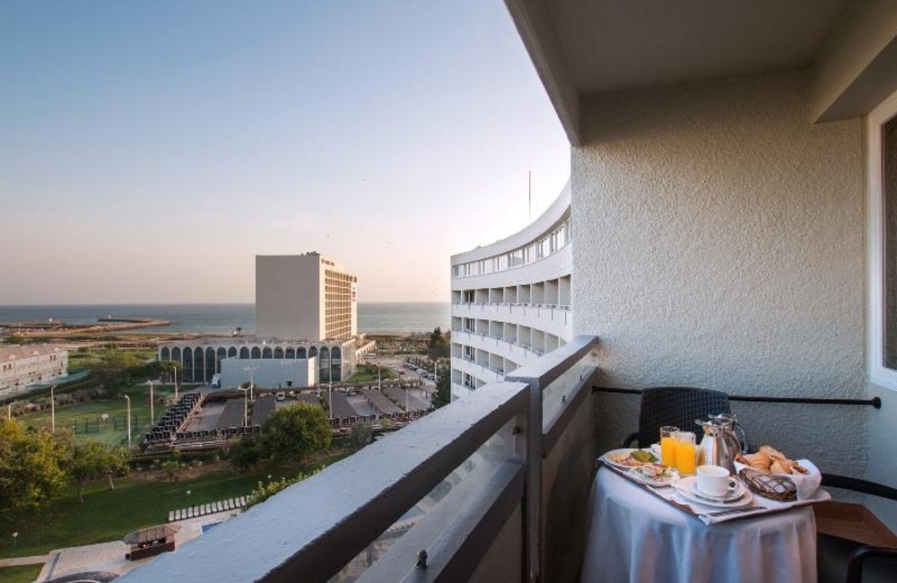  Algarve- 4* Dom Pedro Vilamoura 