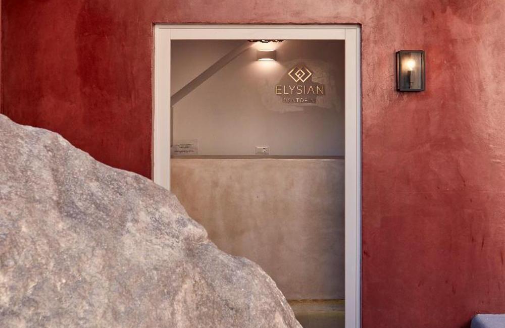  Santorini, Greece- 4* Luxury Cave Villa 