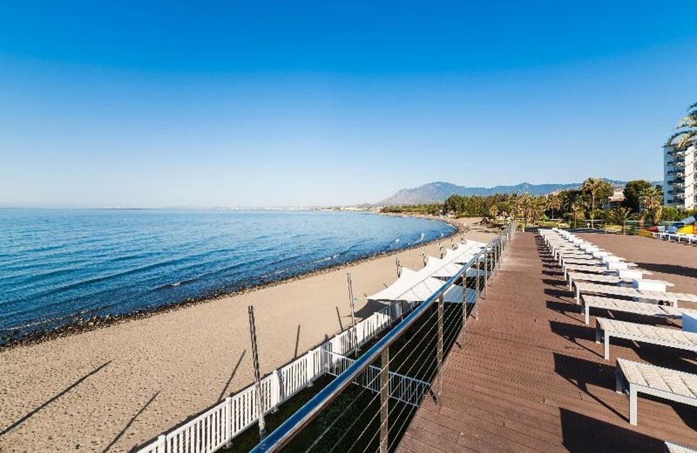  Malaga- 4* Globales Playa Estepona 