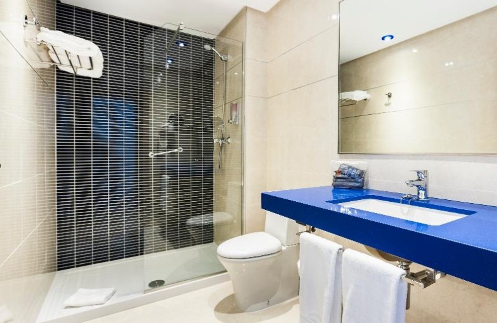  Malaga- 4* Globales Playa Estepona 