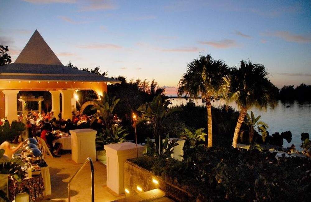  Bermuda- 4* Grotto Bay Beach Resort 