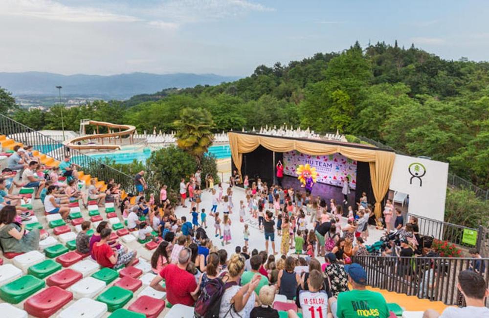  Tuscany, Italy- 4* Camping Norcenni Girasole 