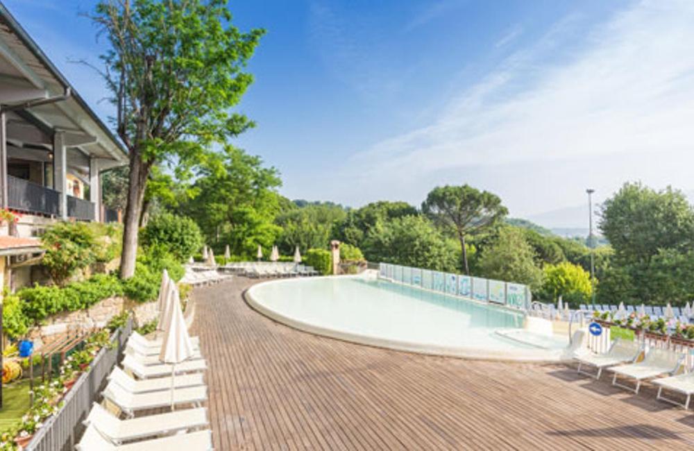  Tuscany, Italy- 4* Camping Norcenni Girasole 