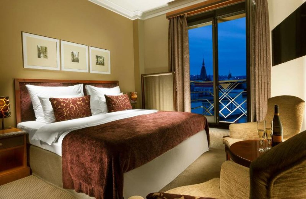  Prague- 5* Andrea Bocelli Concert & City Break 