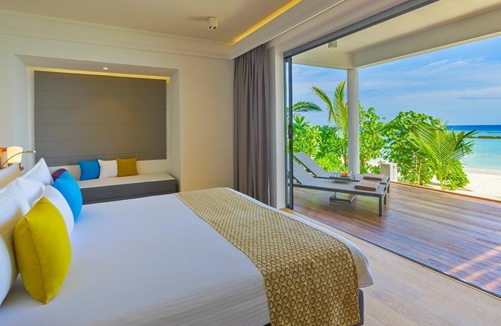  Maldives- 5* Kuramathi Island Resort 