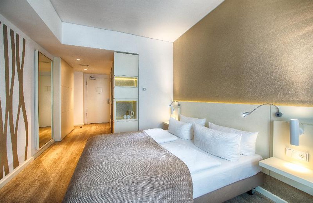  Berlin Christmas Markets- 4* Leonardo Royal Hotel 