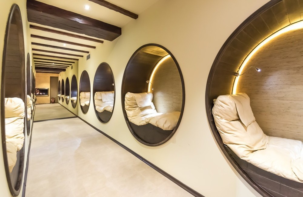  Bulgaria- Borovets [4* Lion Hotel] 