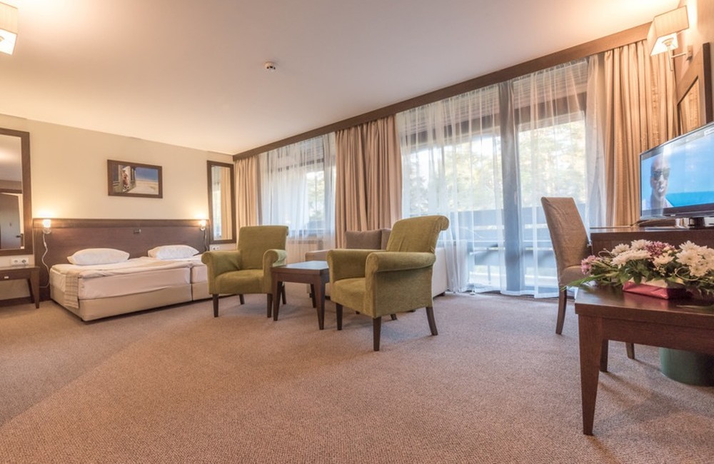  Bulgaria- Borovets [4* Lion Hotel] 