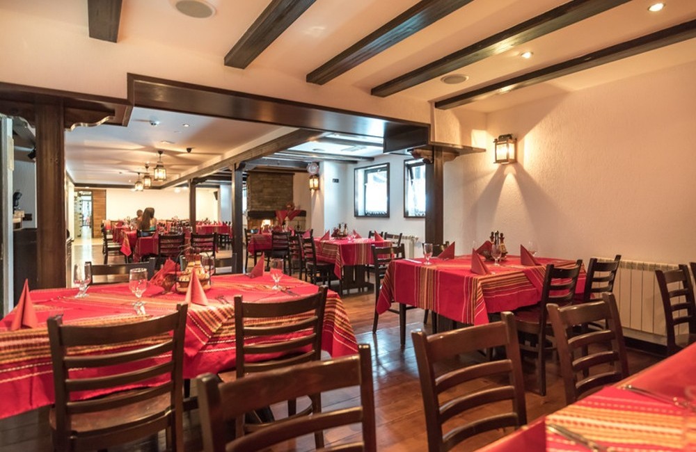  Bulgaria- Borovets [4* Lion Hotel] 