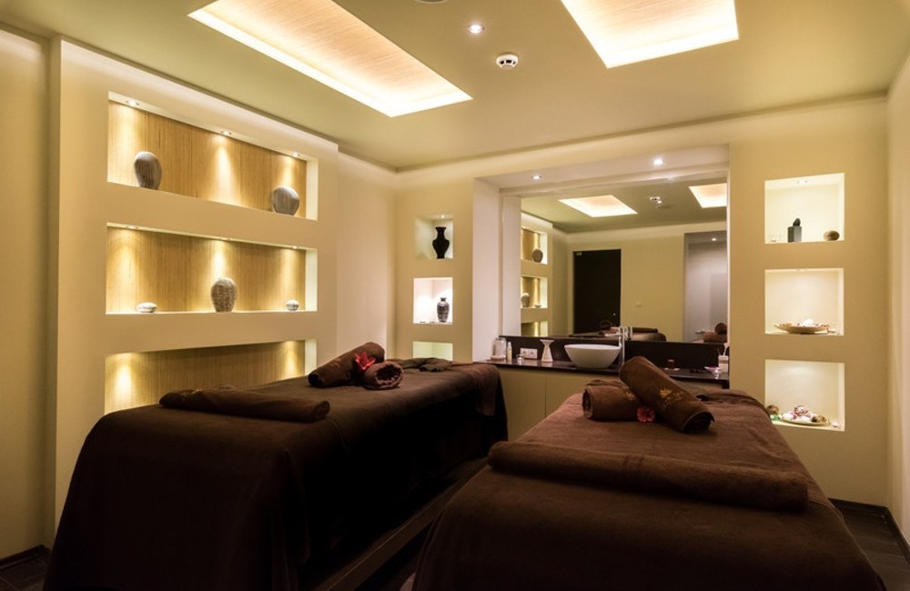  Bulgaria- Borovets [4* Lion Hotel] 