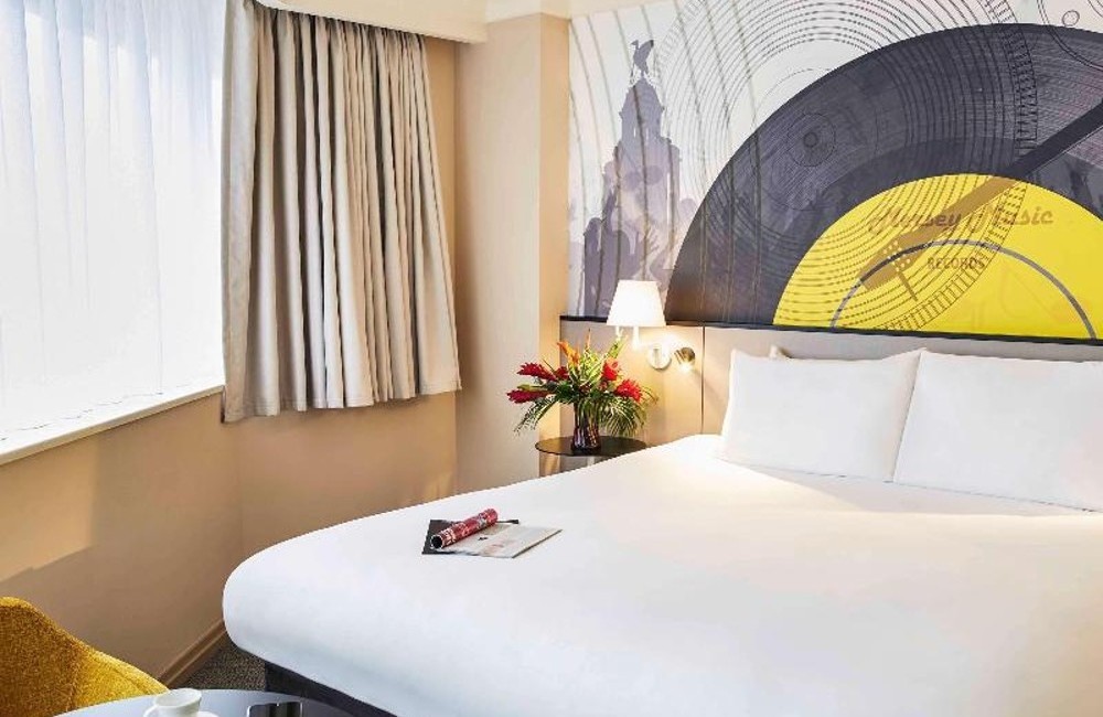  Liverpool Christmas Markets- 4* Mercure Atlantic Tower 