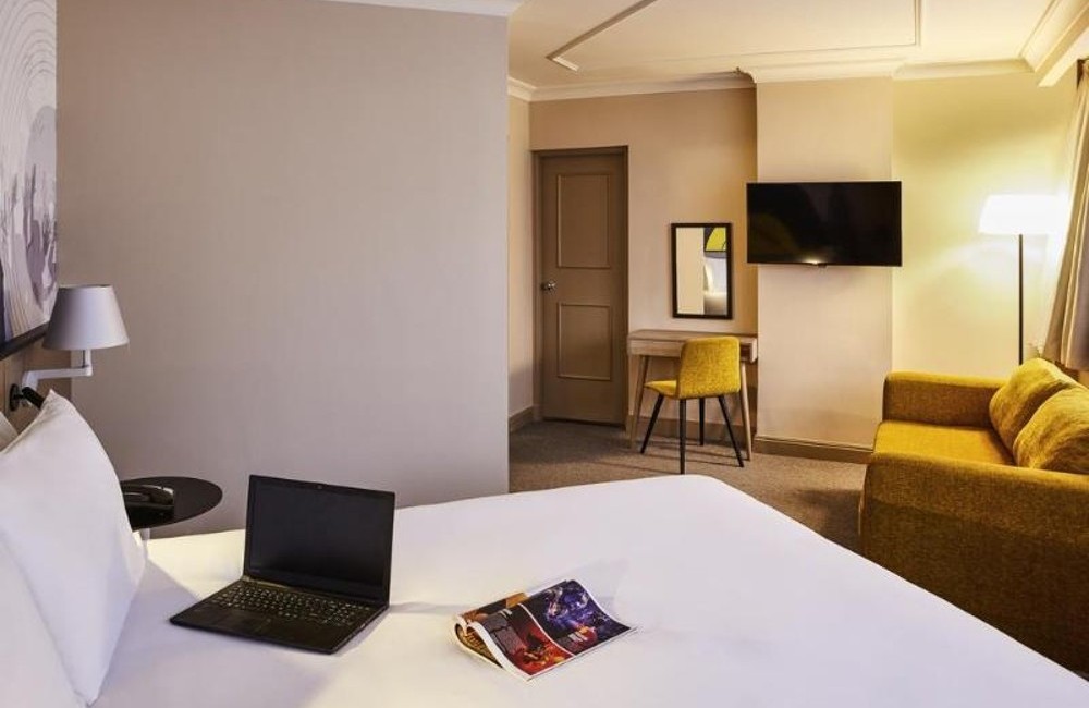  Liverpool Christmas Markets- 4* Mercure Atlantic Tower 