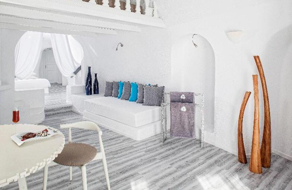  Santorini, Greece- 4* Mill Houses Elegant Suites 