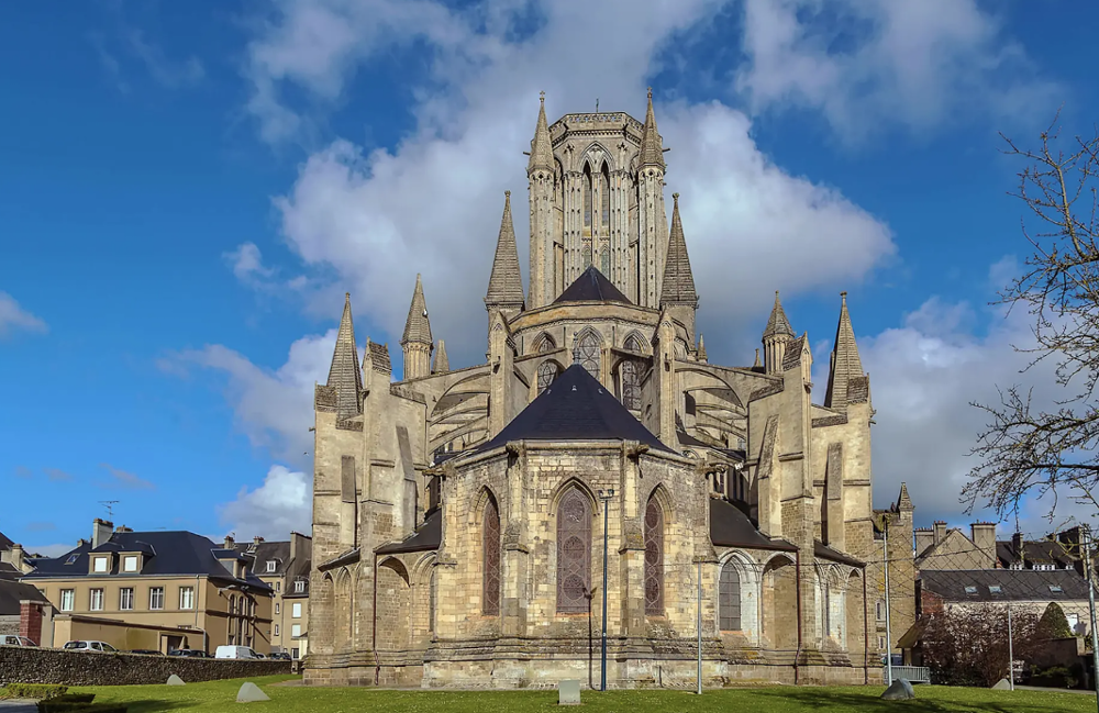  Self-Drive Tour of Mont St Michel & Normandy 