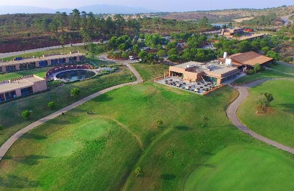  Algarve 4* Country Club Golf Getaway 