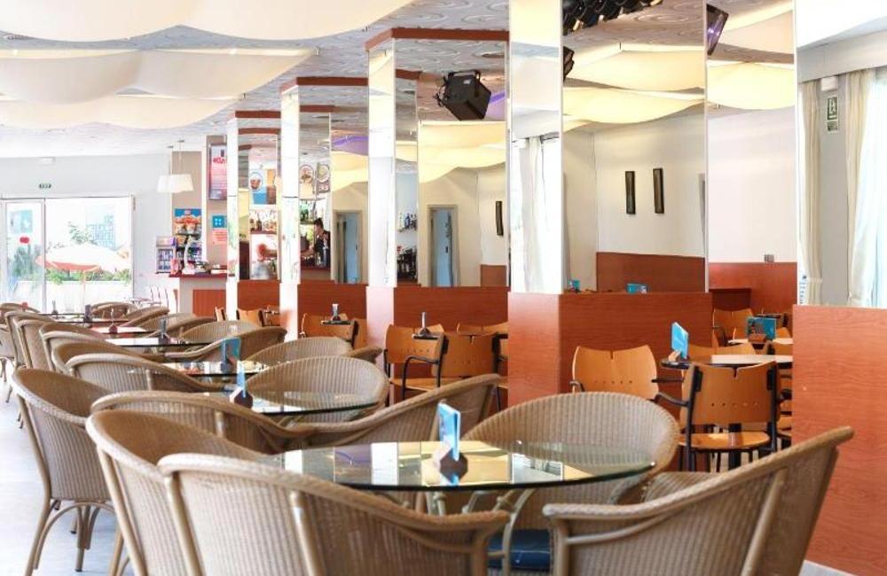  Costa Brava 4* Family Splash Holiday 