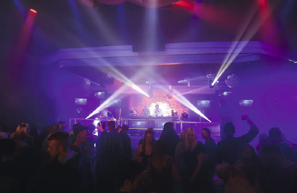  Corfu- 2* Party Holiday 