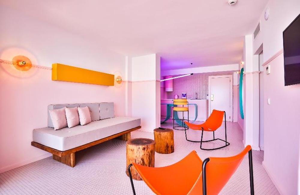  Ibiza Getaway- 4* Paradiso Art Hotel 