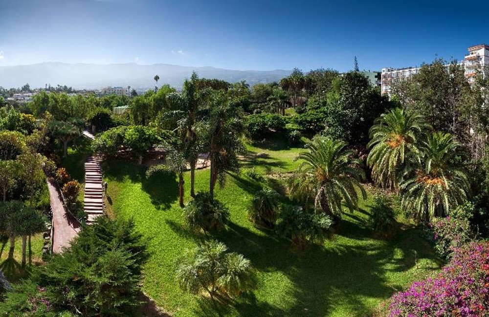  Tenerife- 4* Parque Vacacional Eden 